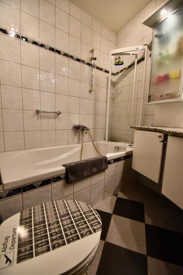 Ferienwohnung Eifelmittendrin Waxweiler Luaran gambar